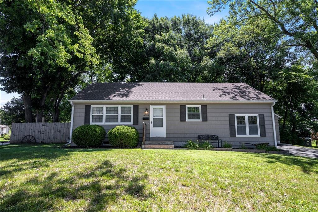 Listing Photo MLS #HMS2559738