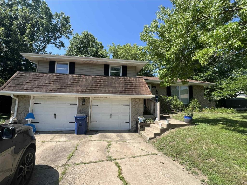 Listing Photo MLS #HMS2559804