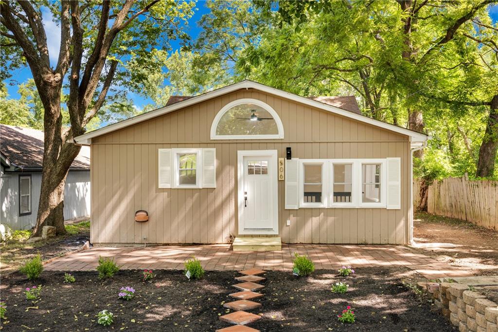 Listing Photo MLS #HMS2559832