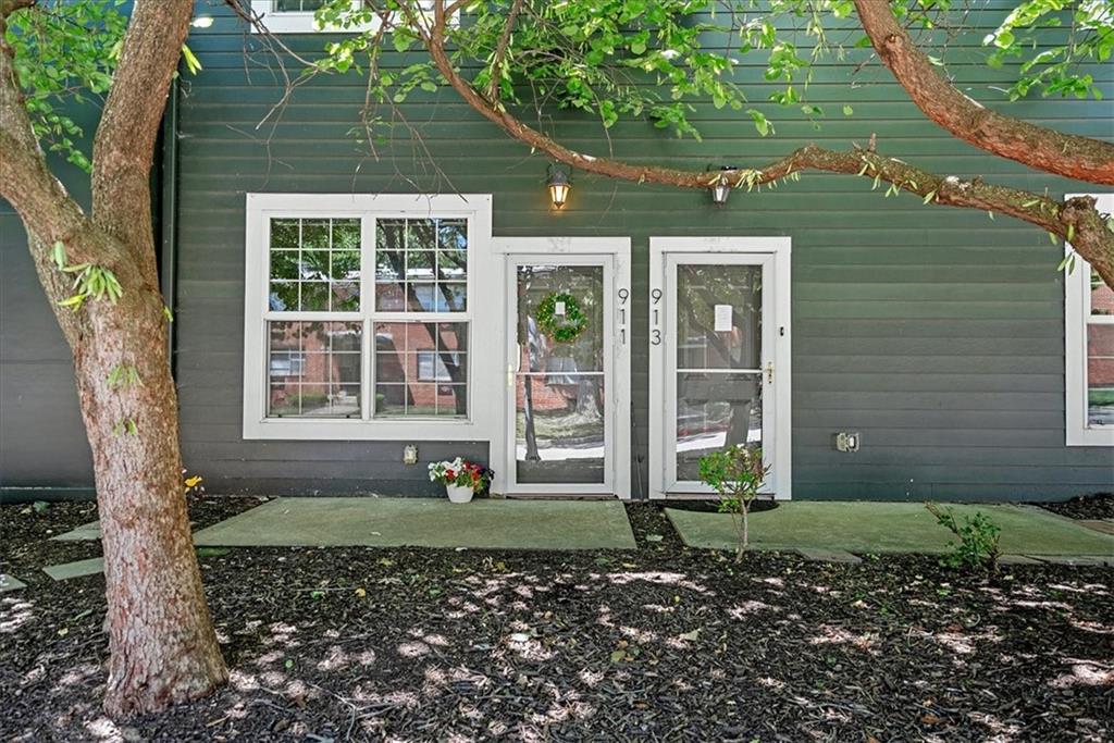 Listing Photo MLS #HMS2559843