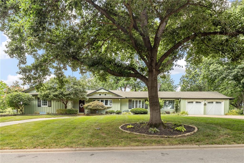 Listing Photo MLS #HMS2559845