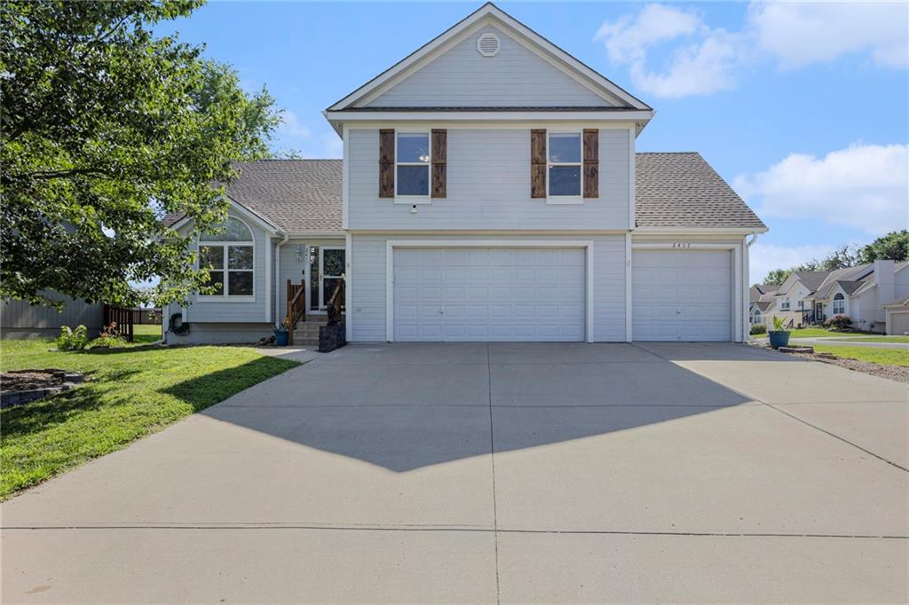 Listing Photo MLS #HMS2559972