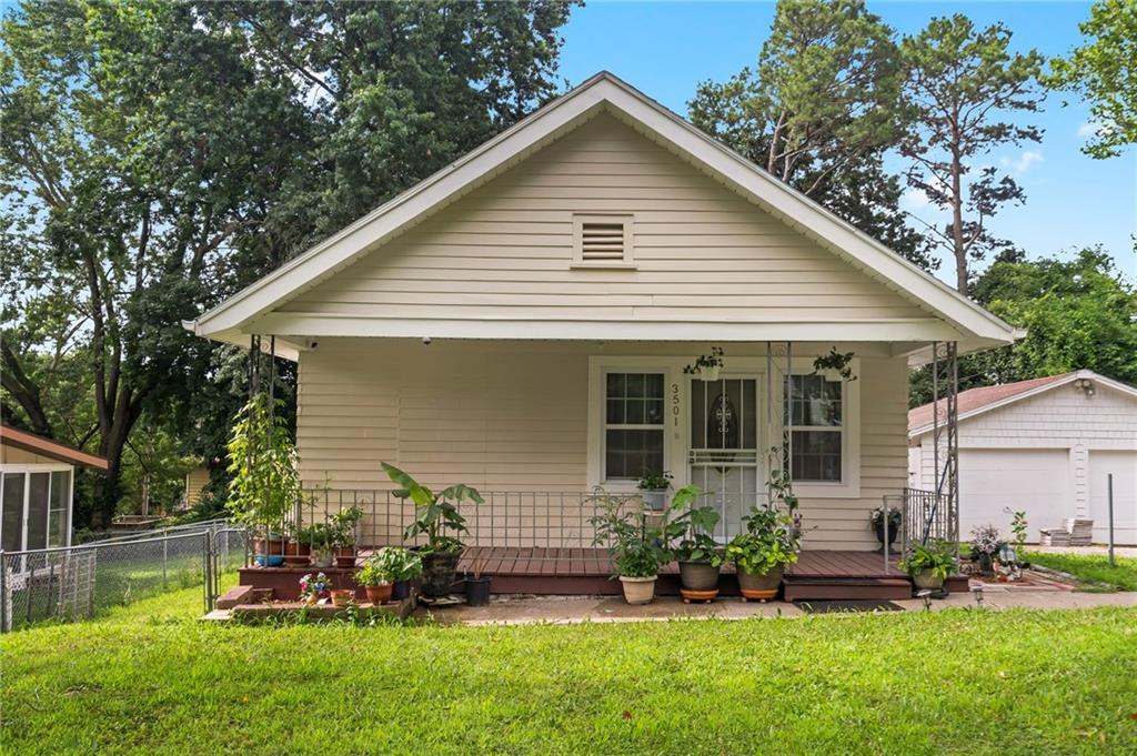 Listing Photo MLS #HMS2560045