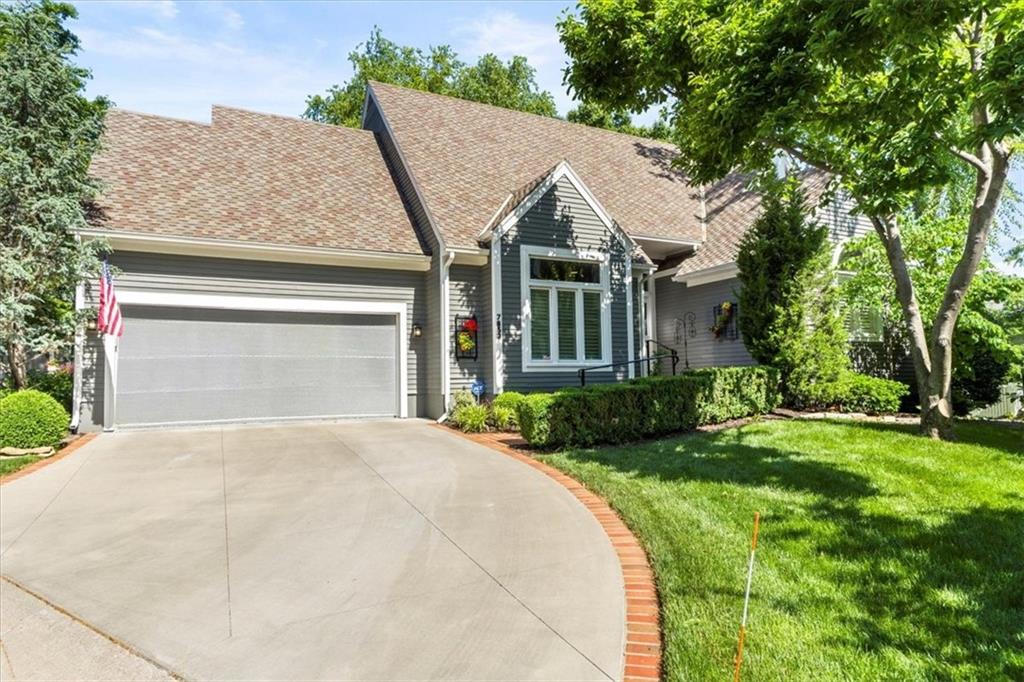 Listing Photo MLS #HMS2560133