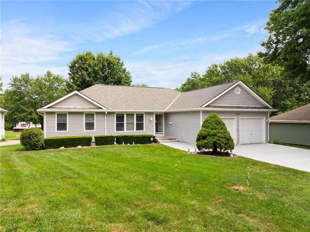 Listing Photo MLS #HMS2561313