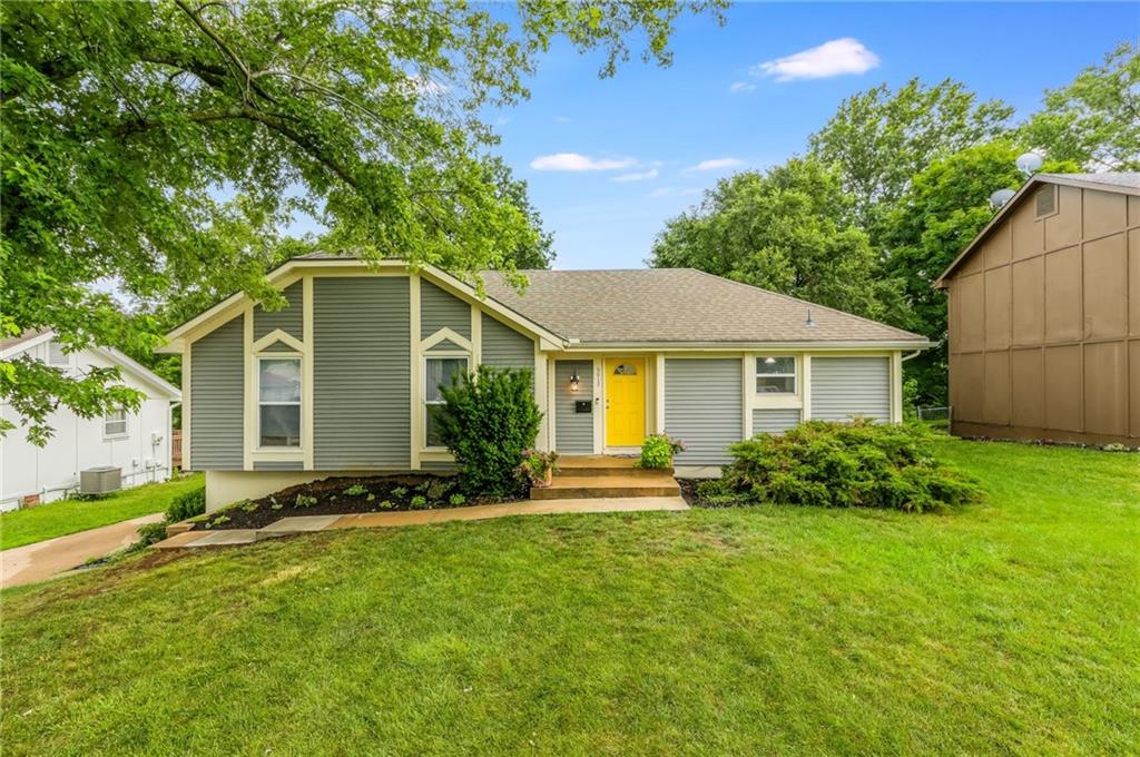 Listing Photo MLS #HMS2561348