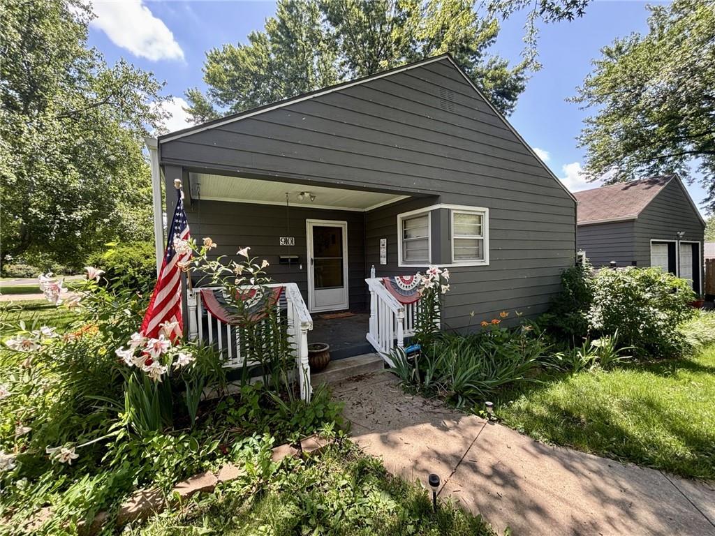 Listing Photo MLS #HMS2561478