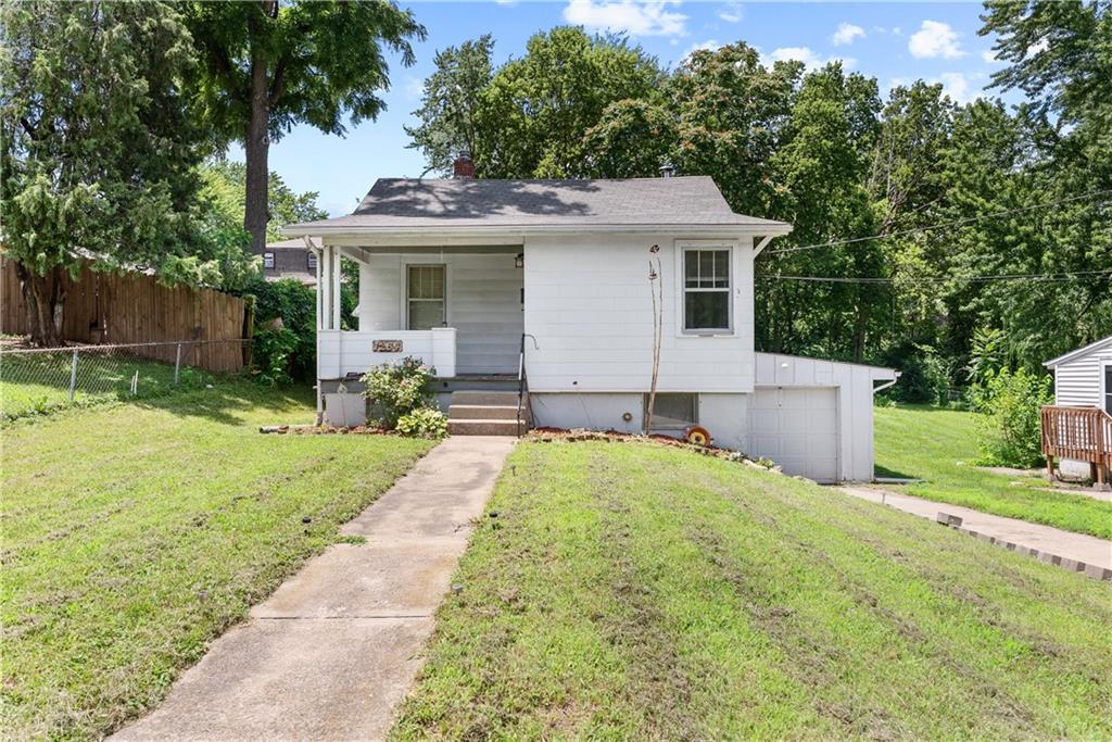 Listing Photo MLS #HMS2561527