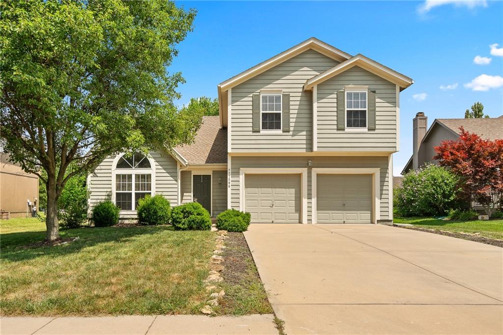 Listing Photo MLS #HMS2561610