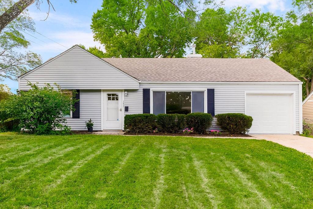 Listing Photo MLS #HMS2561649