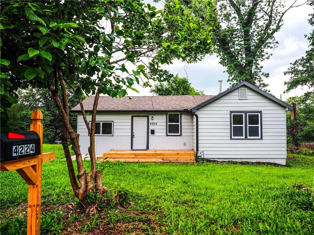 Listing Photo MLS #HMS2561655