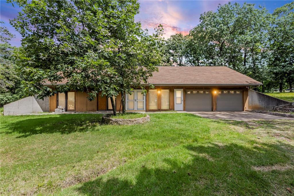 Listing Photo MLS #HMS2561711