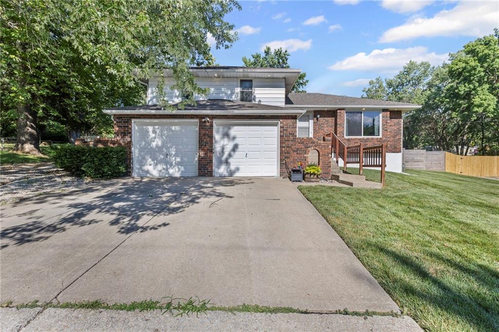 Listing Photo MLS #HMS2561867