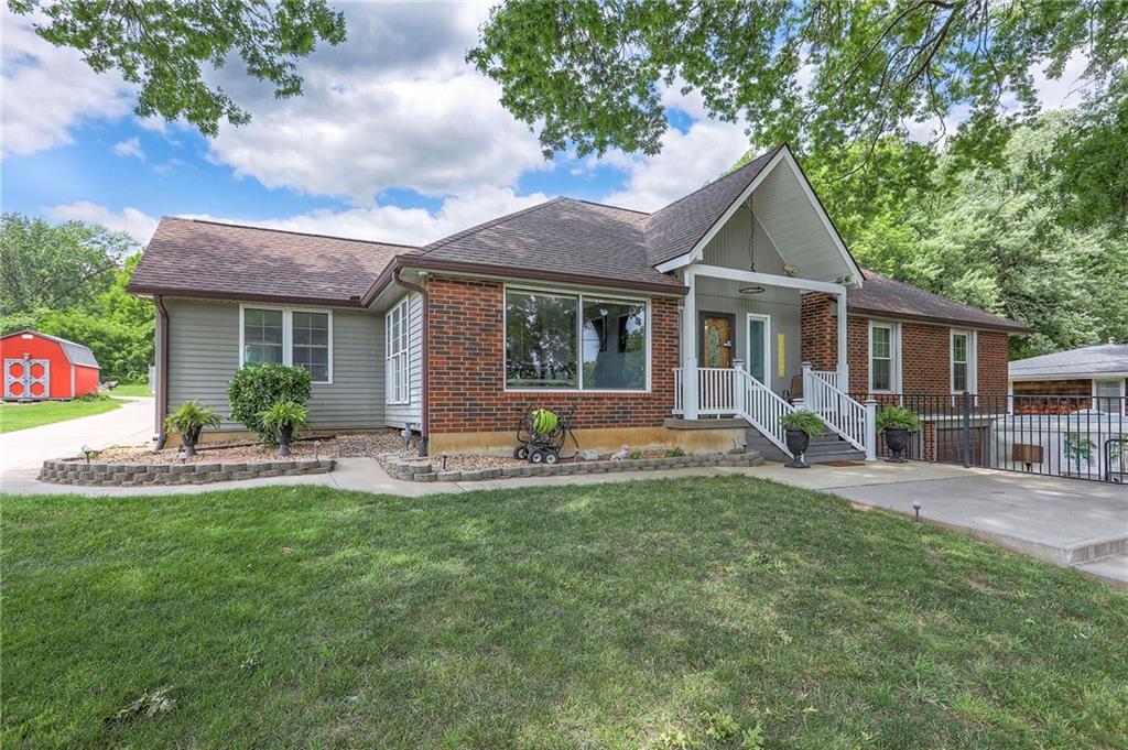 Listing Photo MLS #HMS2561960