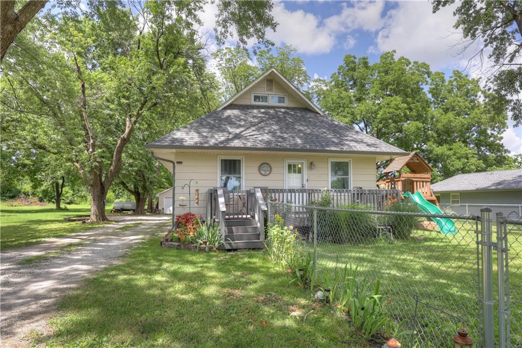 Listing Photo MLS #HMS2562082