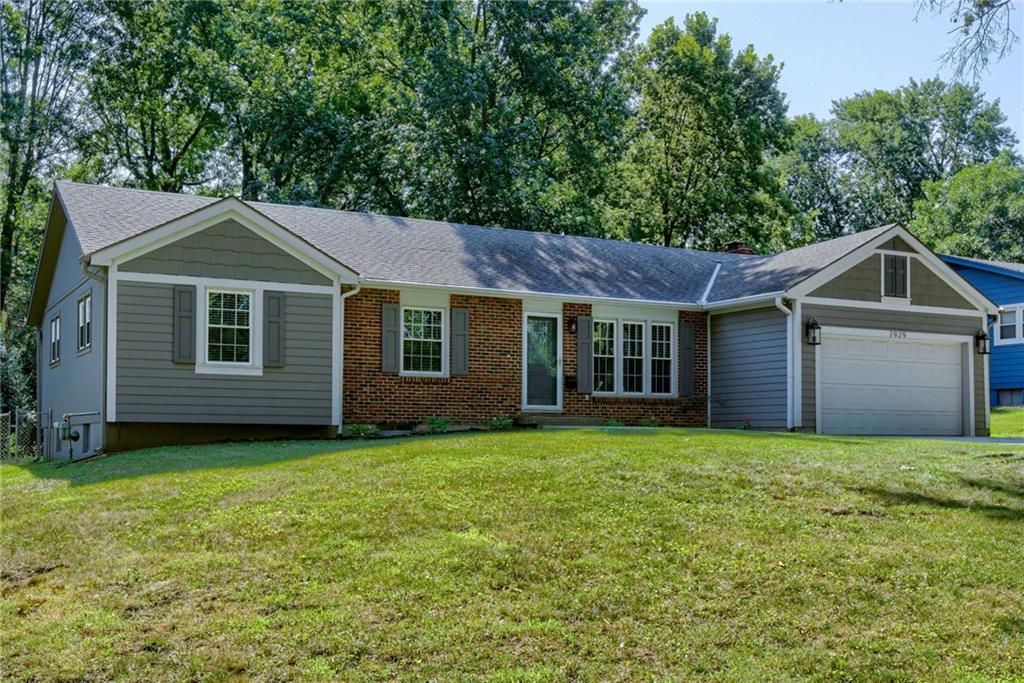 Listing Photo MLS #HMS2562146