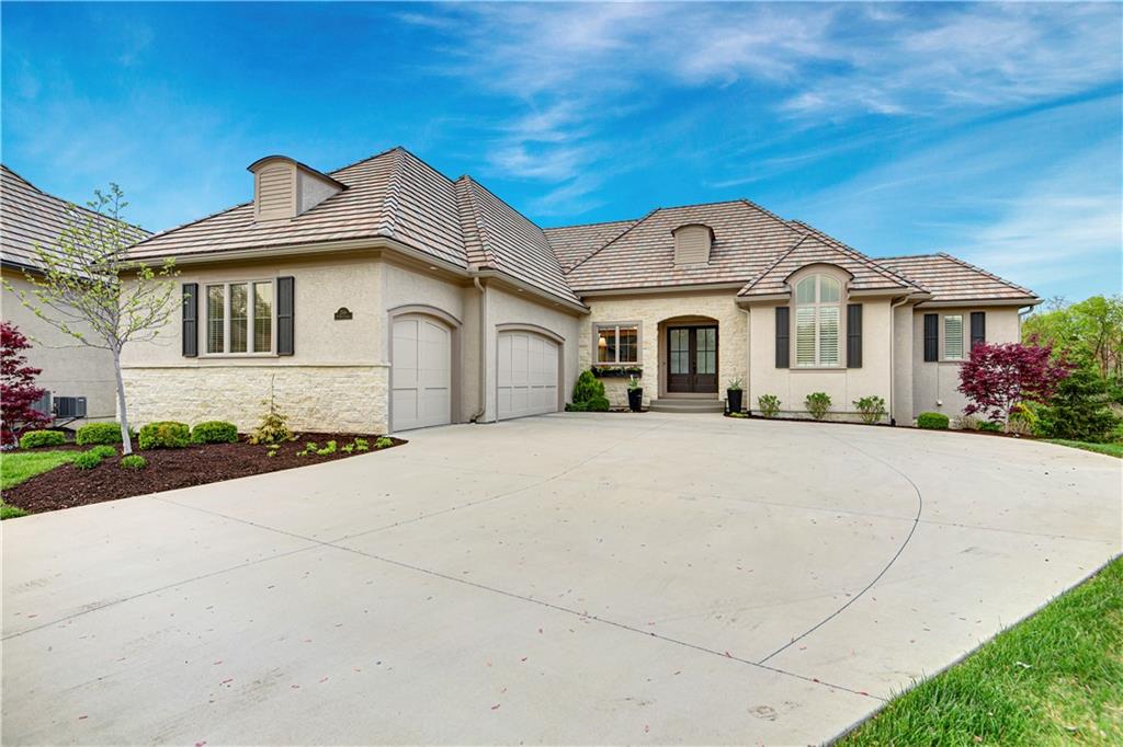 Listing Photo MLS #HMS2562191