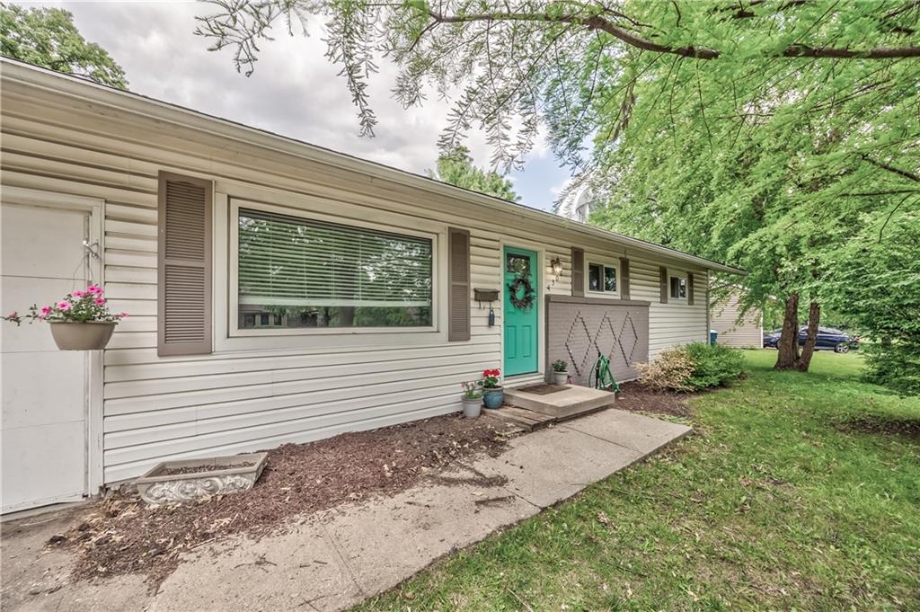 Listing Photo MLS #HMS2562526