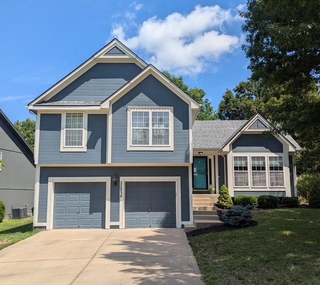 Listing Photo MLS #HMS2562536
