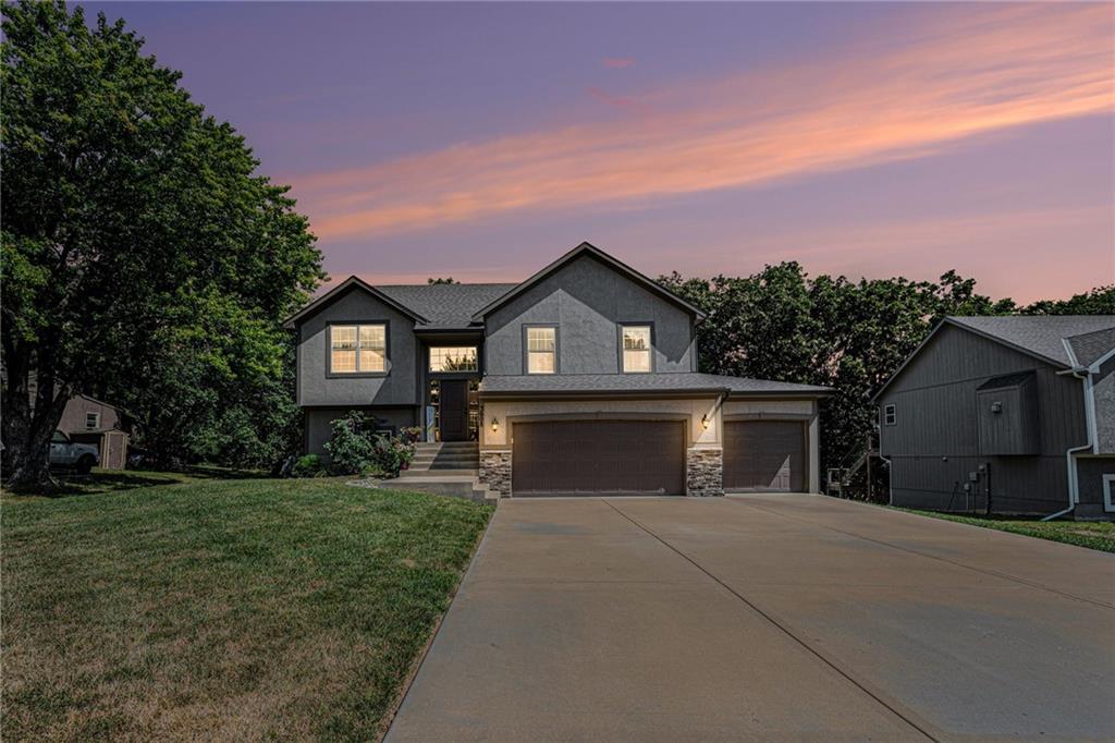 Listing Photo MLS #HMS2562541