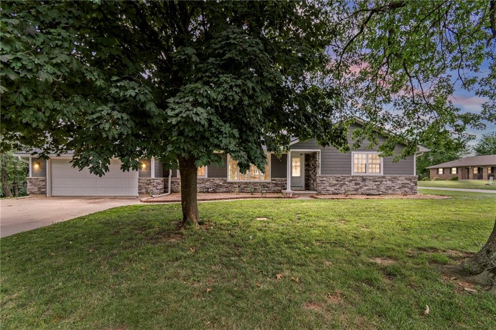 Listing Photo MLS #HMS2562572
