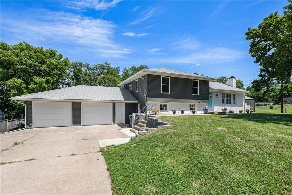 Listing Photo MLS #HMS2562683