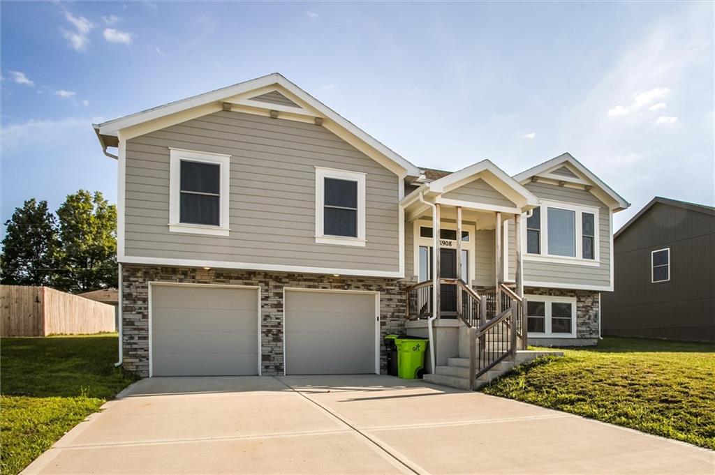 Listing Photo MLS #HMS2562785
