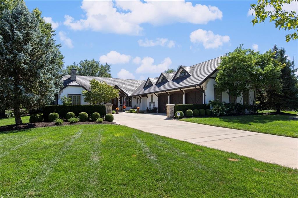 Listing Photo MLS #HMS2562913