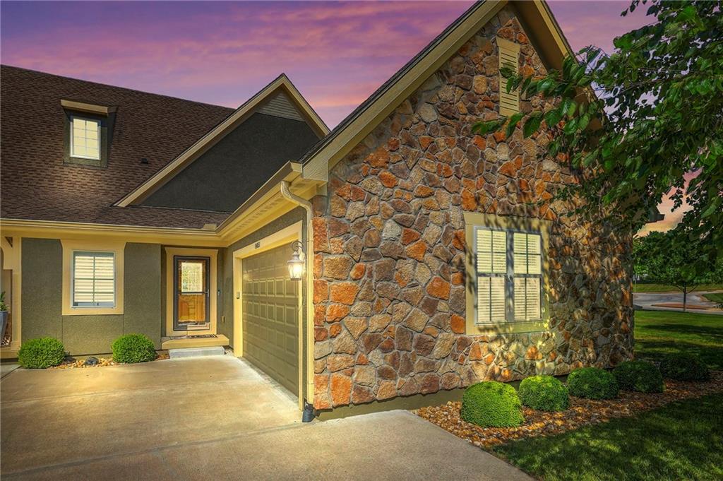 Listing Photo MLS #HMS2562973