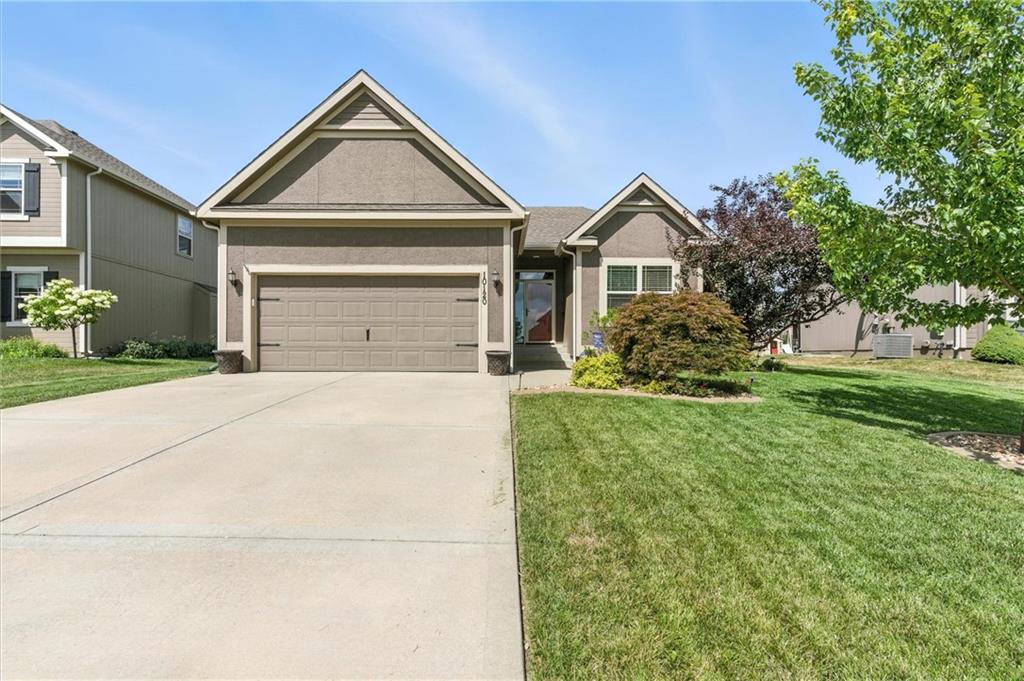 Listing Photo MLS #HMS2563132