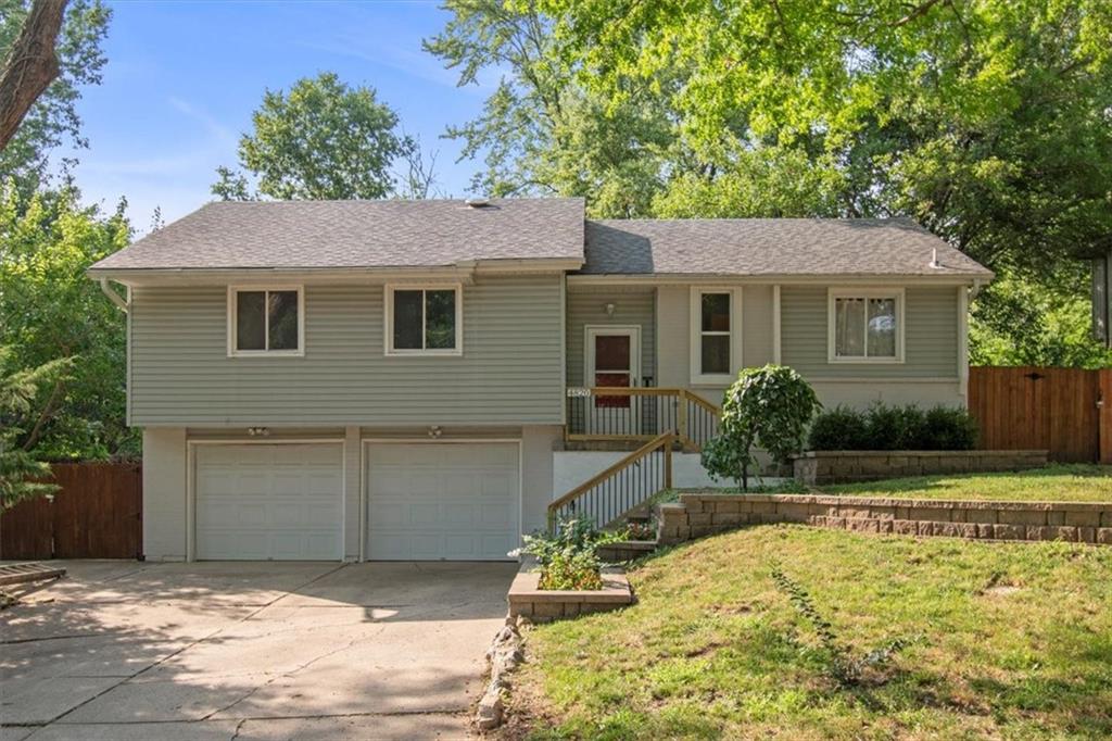 Listing Photo MLS #HMS2563169