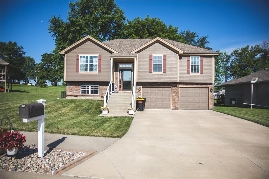 Listing Photo MLS #HMS2563197