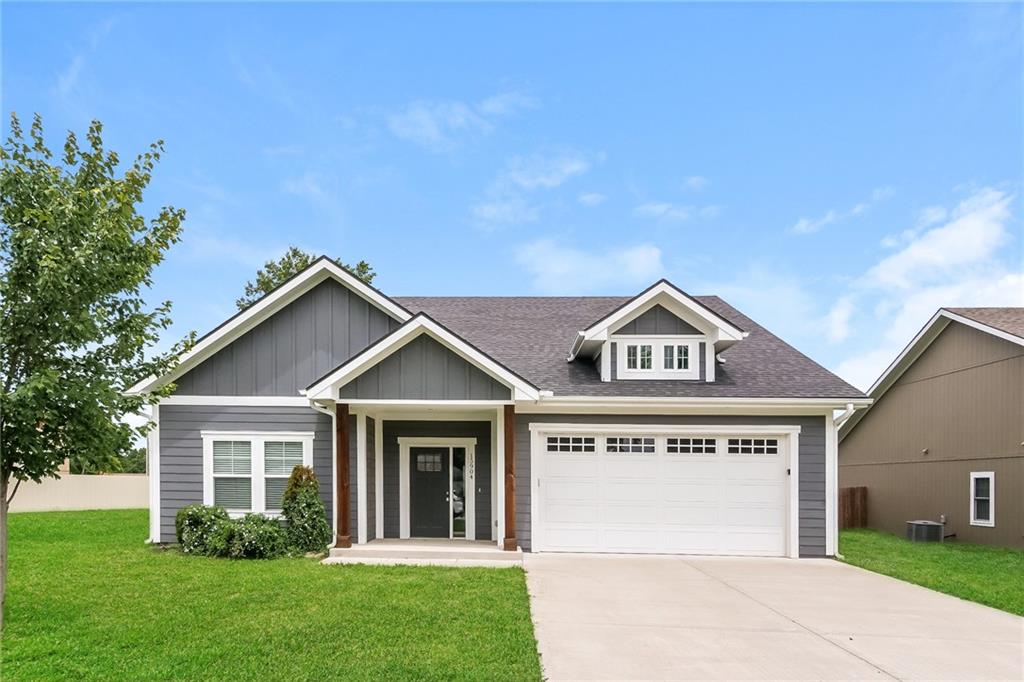 Listing Photo MLS #HMS2563251