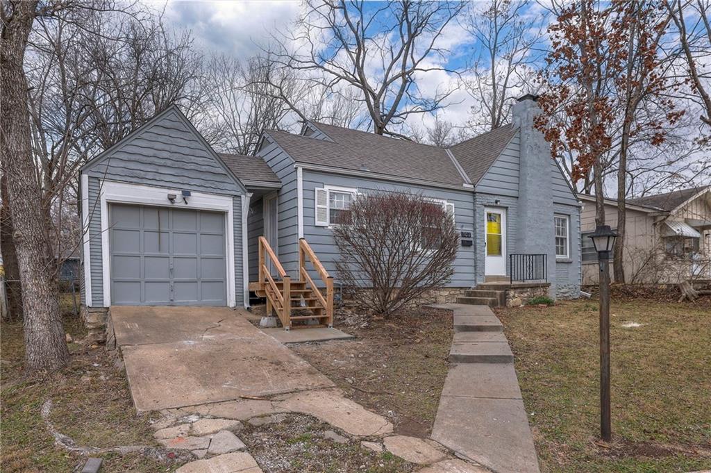 Listing Photo MLS #HMS2563255