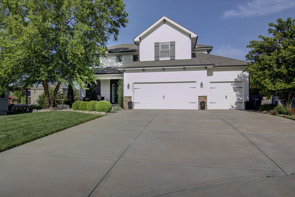 Listing Photo MLS #HMS2563304