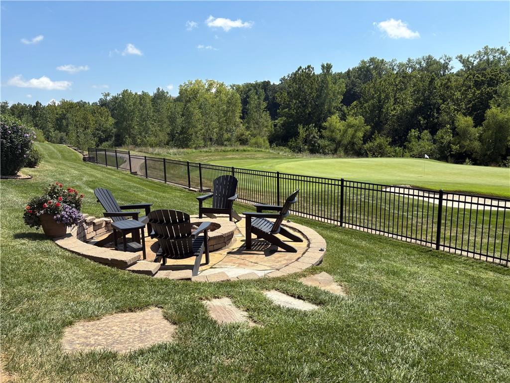 Listing Photo MLS #HMS2563359