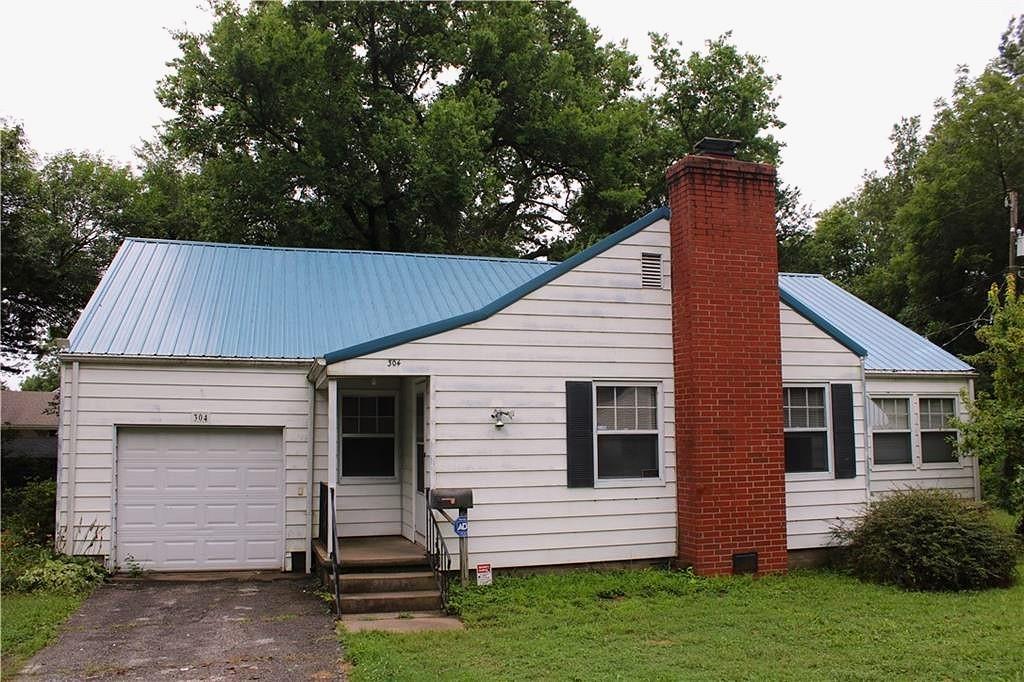 Listing Photo MLS #HMS2563576