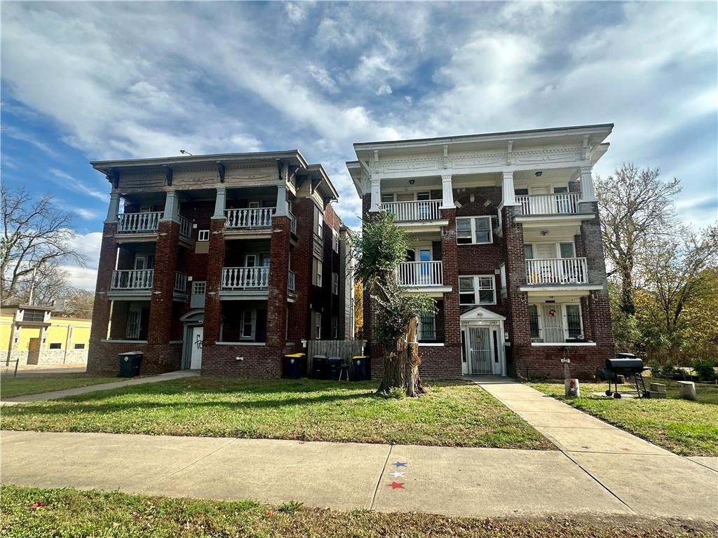 Listing Photo MLS #HMS2563741
