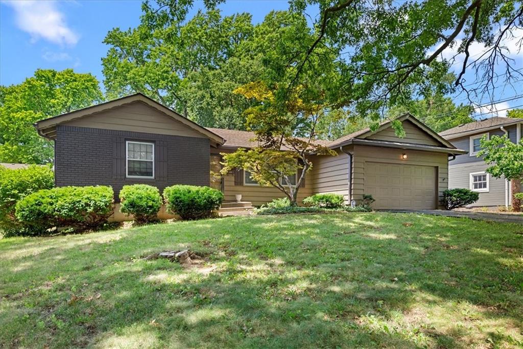 Listing Photo MLS #HMS2563778