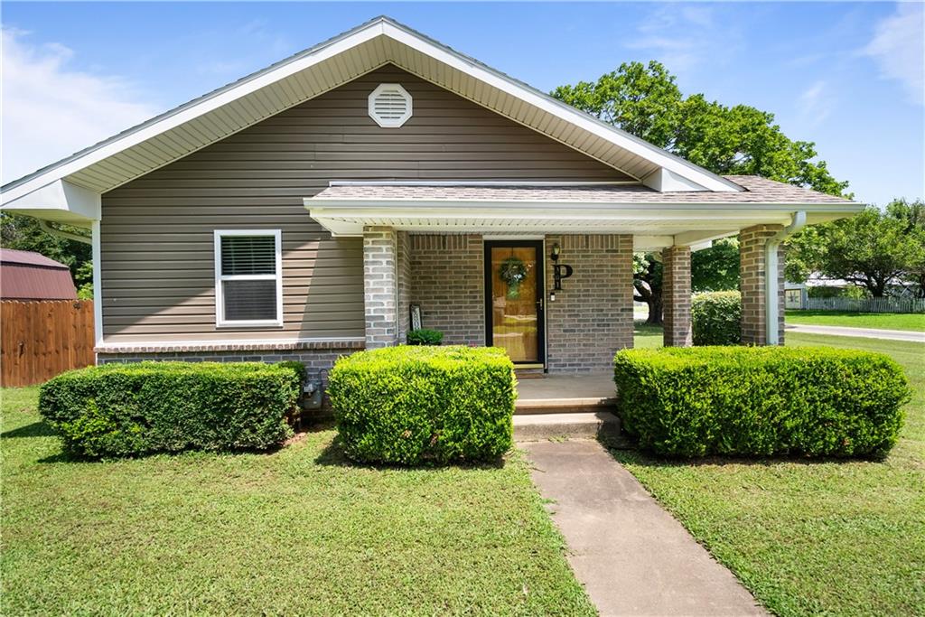 Listing Photo MLS #HMS2563807
