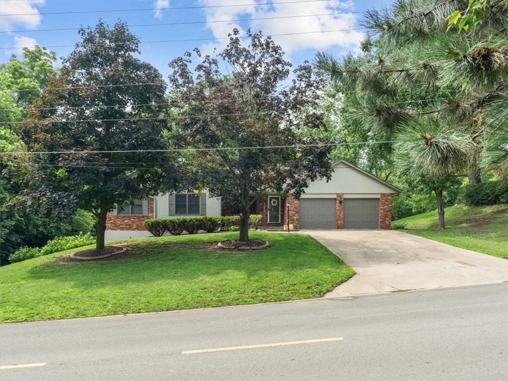 Listing Photo MLS #HMS2563984