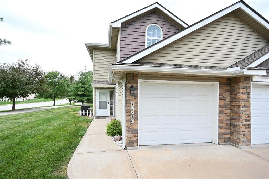 Listing Photo MLS #HMS2564248