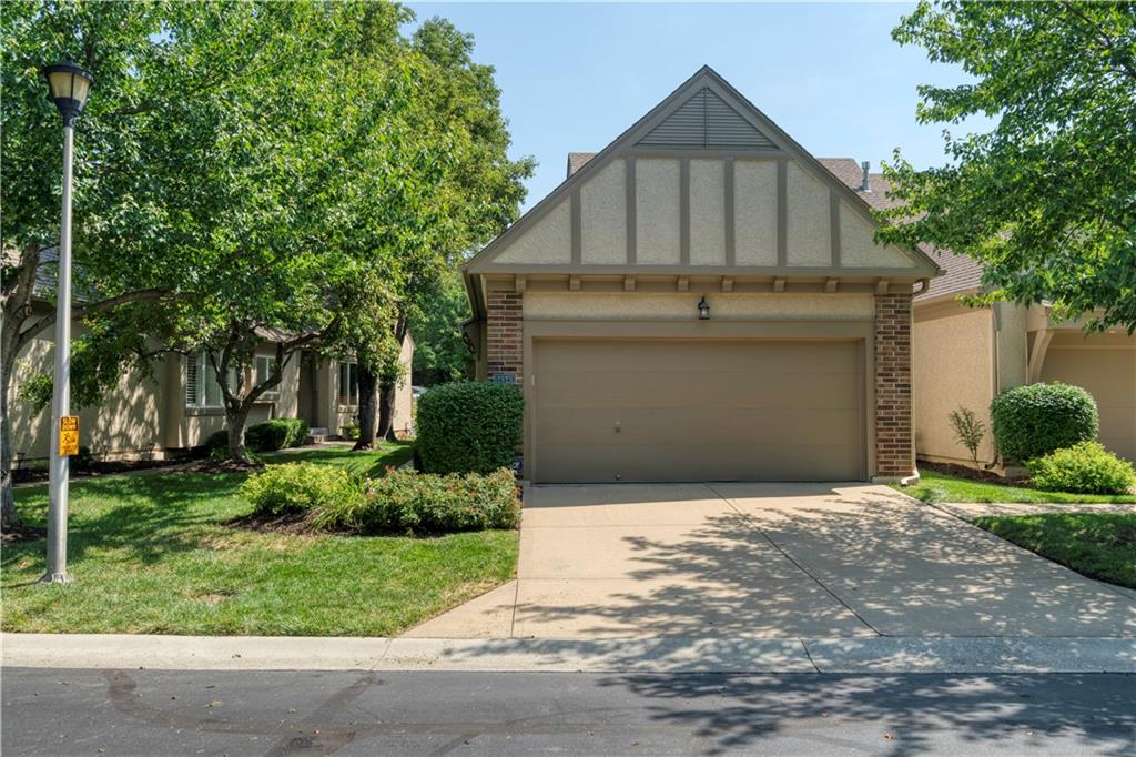 Listing Photo MLS #HMS2564400