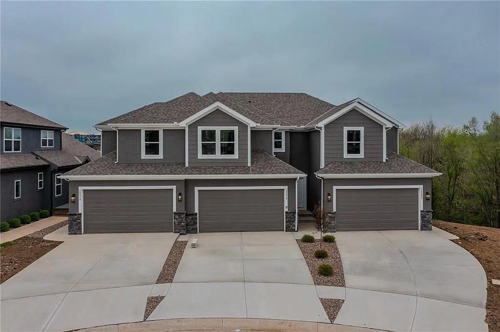 Listing Photo MLS #HMS2564437