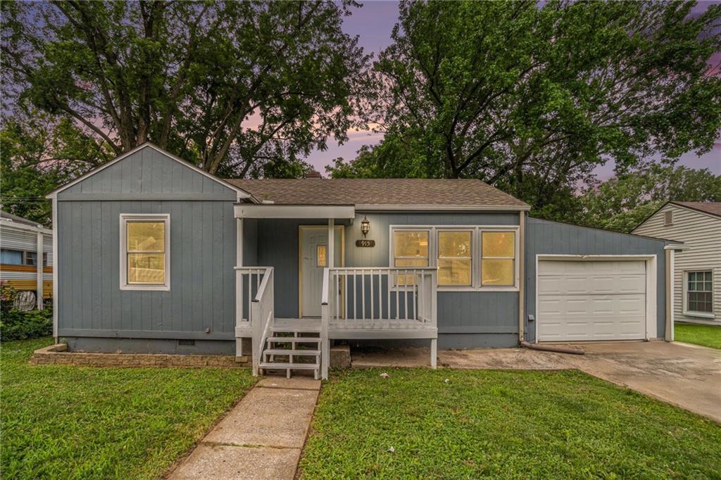 Listing Photo MLS #HMS2565229