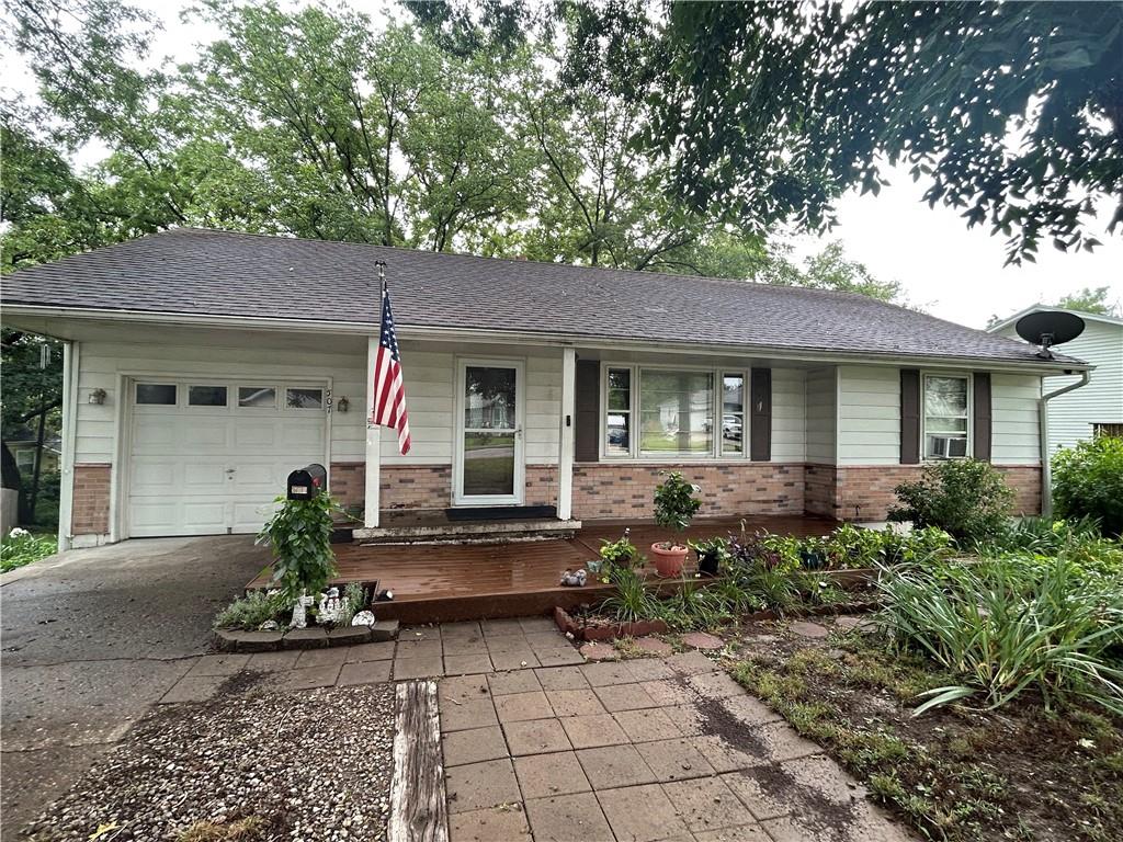 Listing Photo MLS #HMS2565615