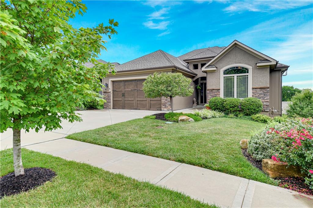 Listing Photo MLS #HMS2565728