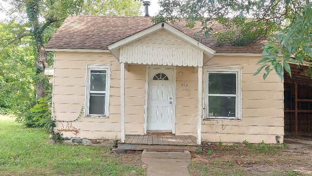 Listing Photo MLS #HMS2565822