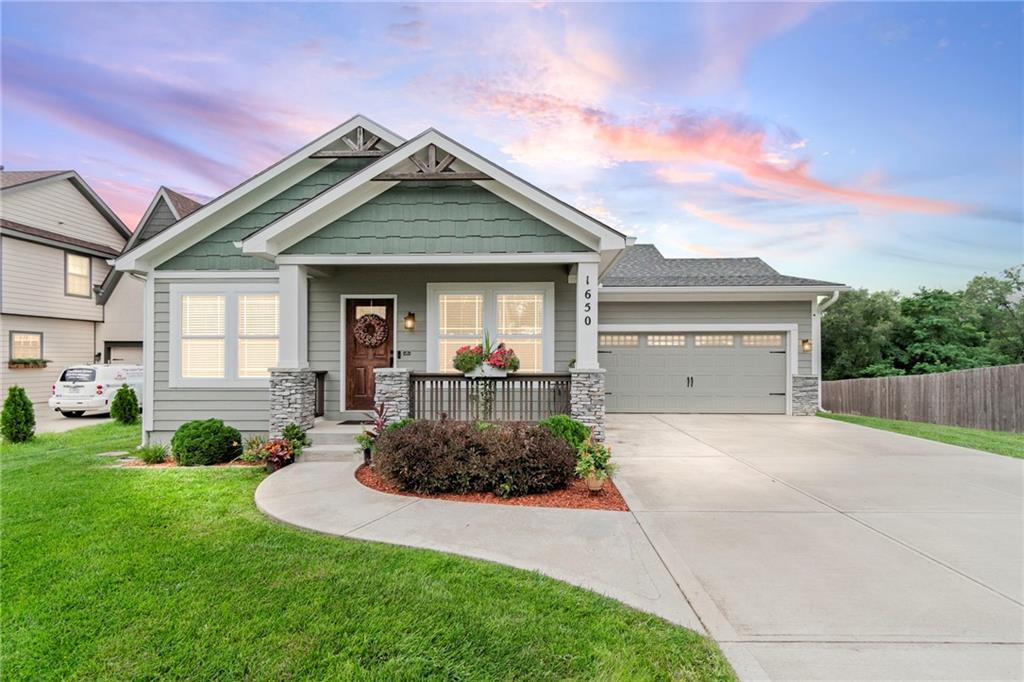Listing Photo MLS #HMS2566223
