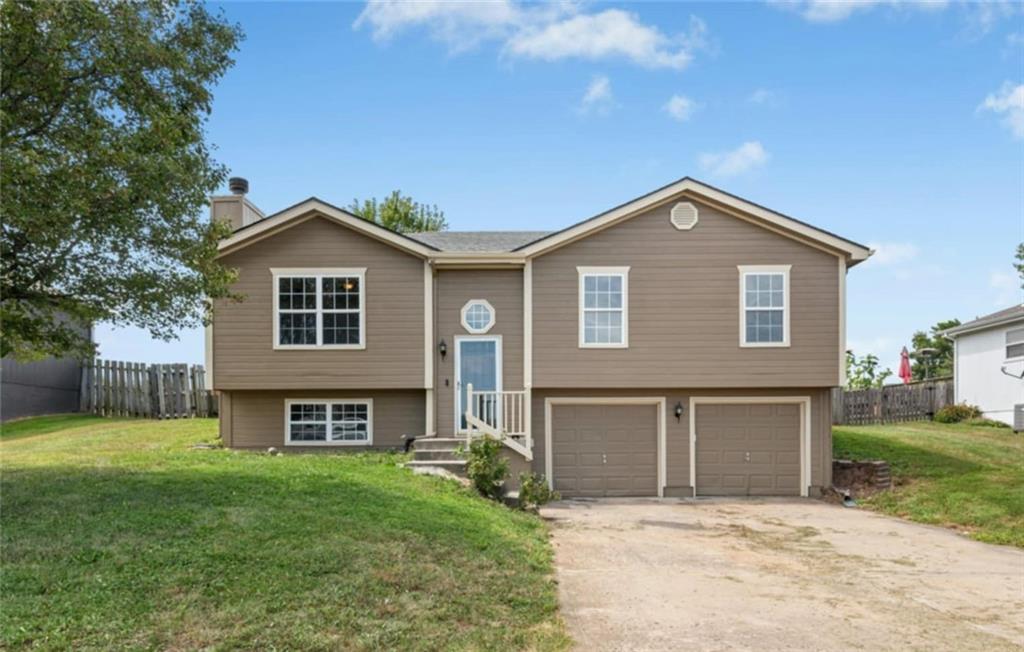 Listing Photo MLS #HMS2566404